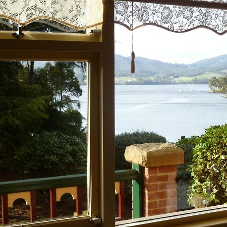 Donalea Bed And Breakfast & Riverview Apartment Castle Forbes Bay Exterior photo