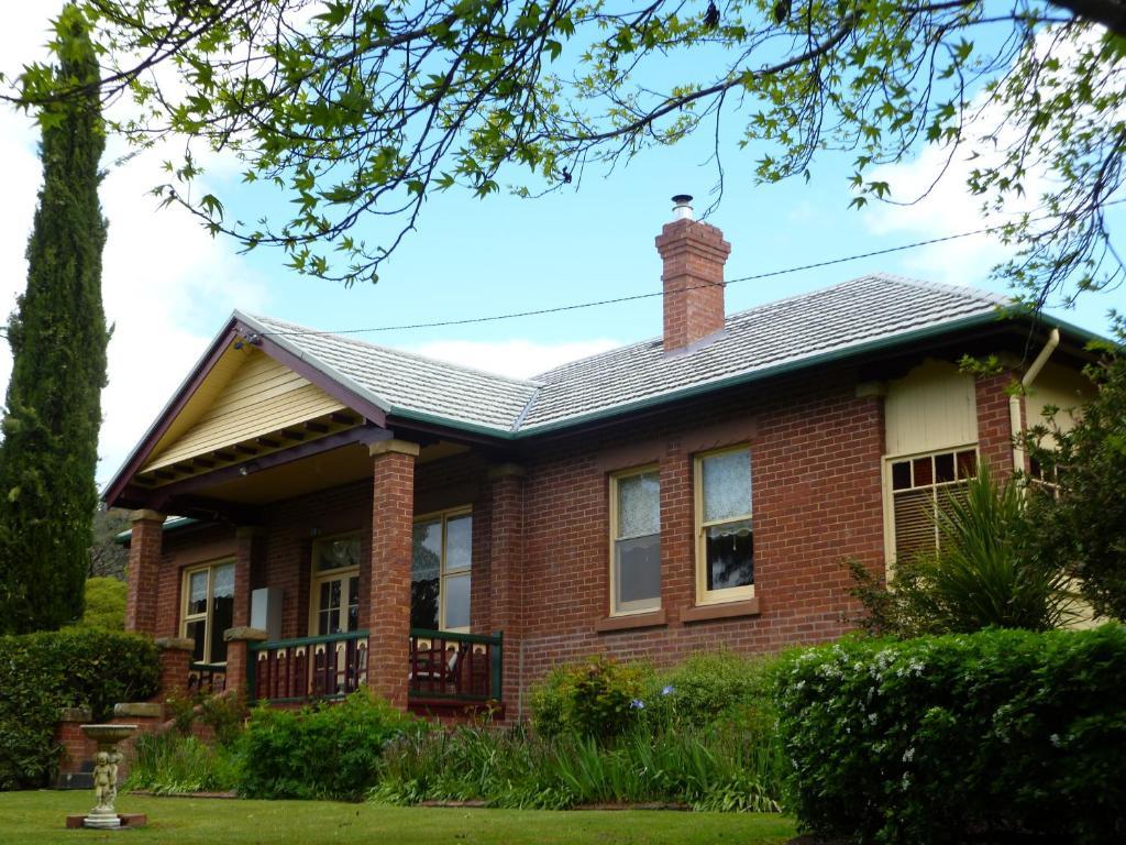 Donalea Bed And Breakfast & Riverview Apartment Castle Forbes Bay Exterior photo