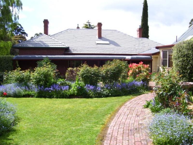 Donalea Bed And Breakfast & Riverview Apartment Castle Forbes Bay Exterior photo